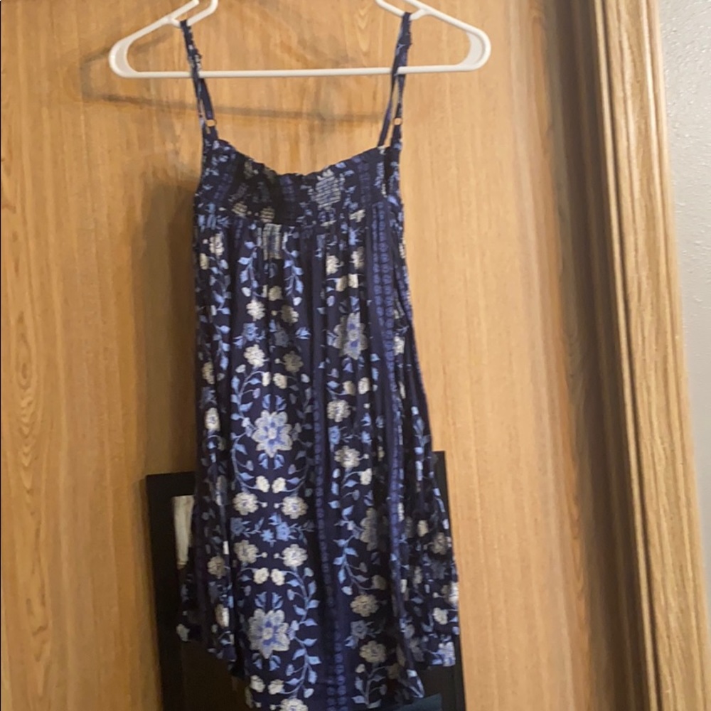 Old Navy floral tank top, size XL
